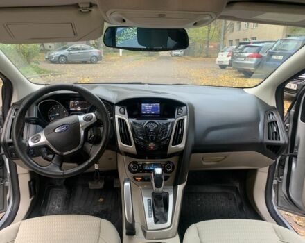 Серый Форд Фокус, объемом двигателя 2 л и пробегом 256 тыс. км за 7500 $, фото 7 на Automoto.ua