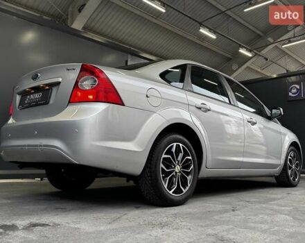 Серый Форд Фокус, объемом двигателя 1.6 л и пробегом 174 тыс. км за 6000 $, фото 19 на Automoto.ua