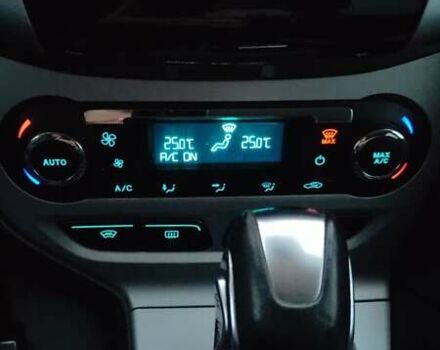 Серый Форд Фокус, объемом двигателя 1.6 л и пробегом 235 тыс. км за 7200 $, фото 19 на Automoto.ua