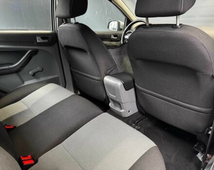 Сірий Форд Фокус, об'ємом двигуна 1.6 л та пробігом 174 тис. км за 5900 $, фото 15 на Automoto.ua