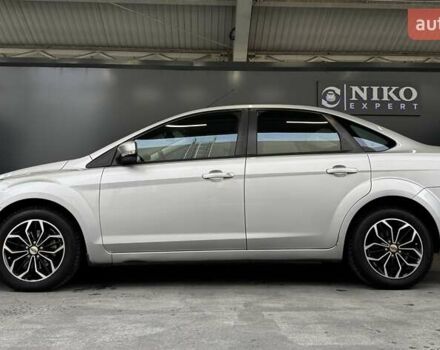 Серый Форд Фокус, объемом двигателя 1.6 л и пробегом 174 тыс. км за 6000 $, фото 7 на Automoto.ua