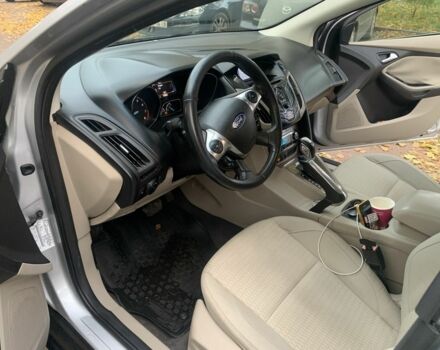 Серый Форд Фокус, объемом двигателя 2 л и пробегом 256 тыс. км за 7500 $, фото 6 на Automoto.ua