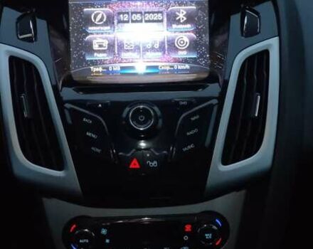 Серый Форд Фокус, объемом двигателя 1.6 л и пробегом 235 тыс. км за 7200 $, фото 16 на Automoto.ua