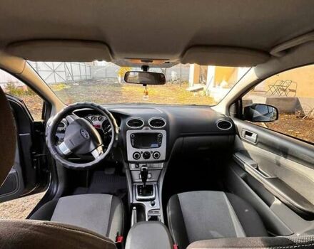 Серый Форд Фокус, объемом двигателя 1.6 л и пробегом 300 тыс. км за 6300 $, фото 10 на Automoto.ua