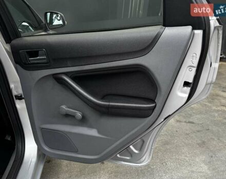 Серый Форд Фокус, объемом двигателя 1.6 л и пробегом 174 тыс. км за 6000 $, фото 42 на Automoto.ua