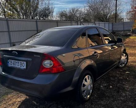 Серый Форд Фокус, объемом двигателя 1.6 л и пробегом 300 тыс. км за 6300 $, фото 2 на Automoto.ua