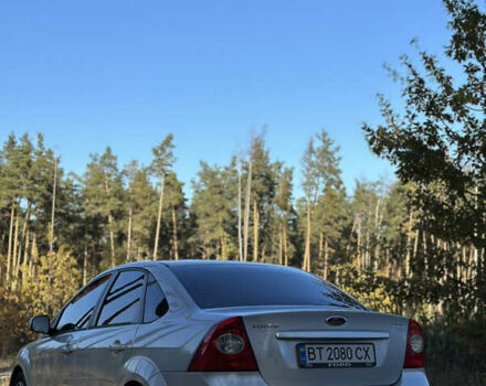 Серый Форд Фокус, объемом двигателя 1.6 л и пробегом 117 тыс. км за 7500 $, фото 3 на Automoto.ua