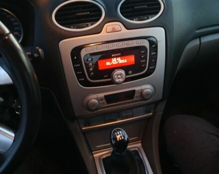 Серый Форд Фокус, объемом двигателя 2 л и пробегом 165 тыс. км за 6000 $, фото 5 на Automoto.ua