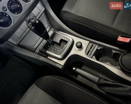 Серый Форд Фокус, объемом двигателя 1.6 л и пробегом 174 тыс. км за 6000 $, фото 34 на Automoto.ua