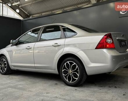 Серый Форд Фокус, объемом двигателя 1.6 л и пробегом 174 тыс. км за 6000 $, фото 8 на Automoto.ua