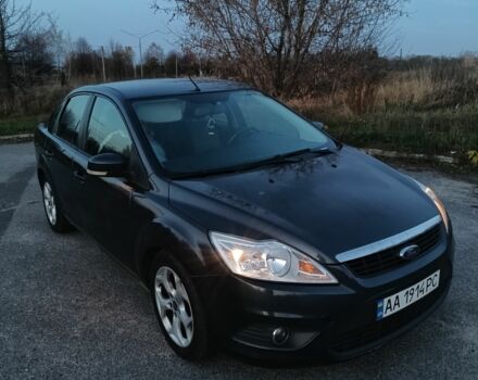 Серый Форд Фокус, объемом двигателя 2 л и пробегом 165 тыс. км за 6000 $, фото 1 на Automoto.ua