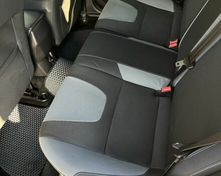 Серый Форд Фокус, объемом двигателя 1.6 л и пробегом 176 тыс. км за 7300 $, фото 11 на Automoto.ua