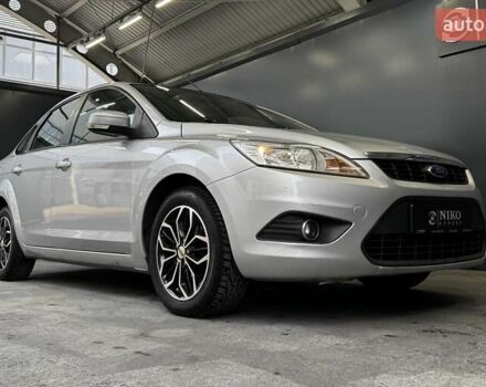 Серый Форд Фокус, объемом двигателя 1.6 л и пробегом 174 тыс. км за 6000 $, фото 26 на Automoto.ua