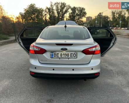 Сірий Форд Фокус, об'ємом двигуна 2 л та пробігом 250 тис. км за 5550 $, фото 29 на Automoto.ua
