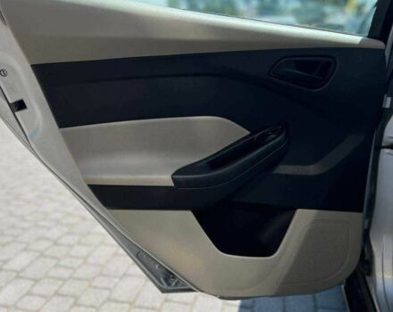 Серый Форд Фокус, объемом двигателя 2 л и пробегом 214 тыс. км за 7900 $, фото 18 на Automoto.ua