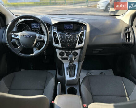 Серый Форд Фокус, объемом двигателя 2 л и пробегом 189 тыс. км за 8200 $, фото 24 на Automoto.ua