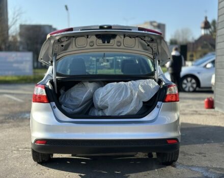 Сірий Форд Фокус, об'ємом двигуна 2 л та пробігом 189 тис. км за 8200 $, фото 6 на Automoto.ua