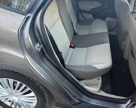 Серый Форд Фокус, объемом двигателя 2 л и пробегом 228 тыс. км за 6700 $, фото 17 на Automoto.ua