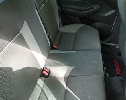 Сірий Форд Фокус, об'ємом двигуна 2 л та пробігом 241 тис. км за 6650 $, фото 7 на Automoto.ua