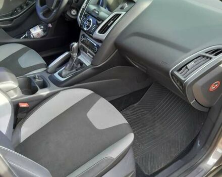 Серый Форд Фокус, объемом двигателя 1.6 л и пробегом 148 тыс. км за 7700 $, фото 5 на Automoto.ua