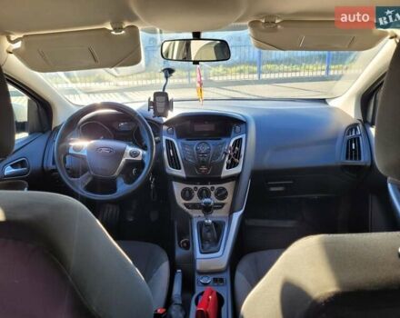 Серый Форд Фокус, объемом двигателя 1.56 л и пробегом 251 тыс. км за 6499 $, фото 10 на Automoto.ua