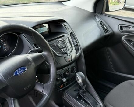 Серый Форд Фокус, объемом двигателя 2 л и пробегом 135 тыс. км за 7900 $, фото 4 на Automoto.ua