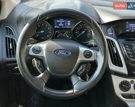 Серый Форд Фокус, объемом двигателя 2 л и пробегом 189 тыс. км за 8200 $, фото 26 на Automoto.ua