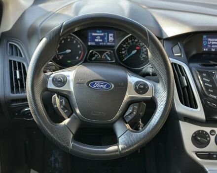 Сірий Форд Фокус, об'ємом двигуна 2 л та пробігом 189 тис. км за 8200 $, фото 17 на Automoto.ua