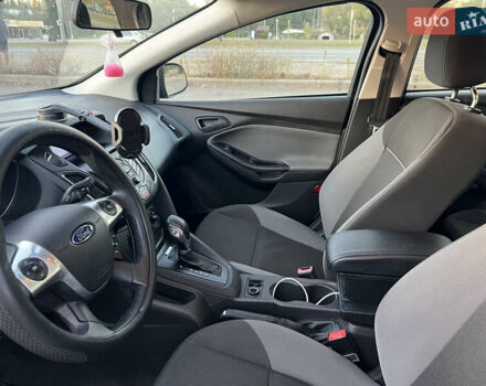 Сірий Форд Фокус, об'ємом двигуна 2 л та пробігом 250 тис. км за 5550 $, фото 19 на Automoto.ua