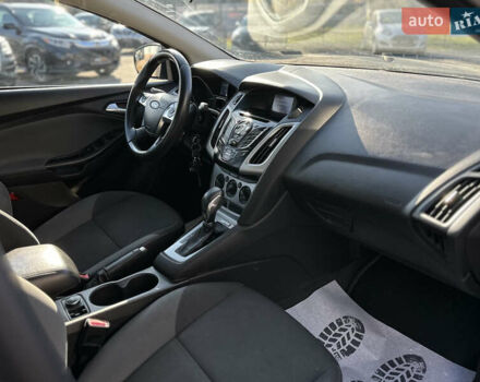 Серый Форд Фокус, объемом двигателя 2 л и пробегом 189 тыс. км за 8200 $, фото 23 на Automoto.ua