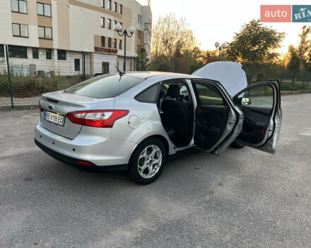Сірий Форд Фокус, об'ємом двигуна 2 л та пробігом 250 тис. км за 5550 $, фото 28 на Automoto.ua