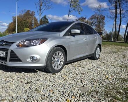 Сірий Форд Фокус, об'ємом двигуна 2 л та пробігом 218 тис. км за 6600 $, фото 1 на Automoto.ua