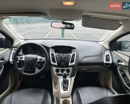 Серый Форд Фокус, объемом двигателя 2.01 л и пробегом 227 тыс. км за 6250 $, фото 12 на Automoto.ua