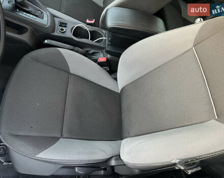 Сірий Форд Фокус, об'ємом двигуна 2 л та пробігом 250 тис. км за 5550 $, фото 18 на Automoto.ua