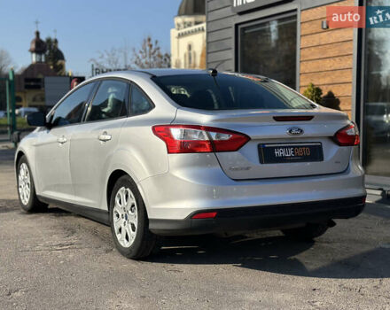 Серый Форд Фокус, объемом двигателя 2 л и пробегом 189 тыс. км за 8200 $, фото 9 на Automoto.ua