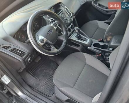 Сірий Форд Фокус, об'ємом двигуна 2 л та пробігом 177 тис. км за 7500 $, фото 9 на Automoto.ua