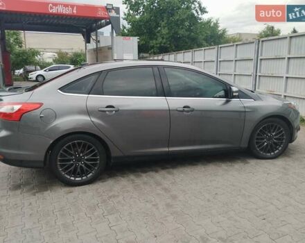 Форд Фокус 2013 у Львові на Automoto.ua Сірий Форд Фокус, об'ємом двигуна 2 л та пробігом 220 тис. км за 8000 $, фото 6 на Automoto.ua