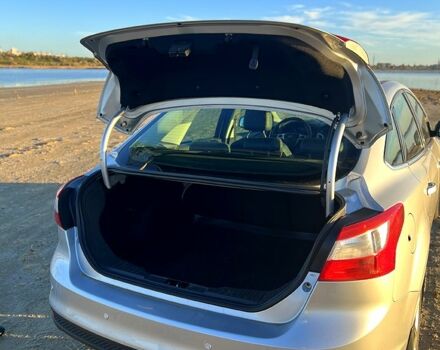 Форд Фокус 2013 в Одессе на Automoto.ua Серый Форд Фокус, объемом двигателя 1 л и пробегом 104 тыс. км за 6800 $, фото 4 на Automoto.ua