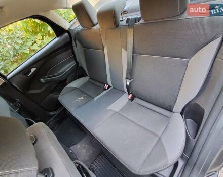 Сірий Форд Фокус, об'ємом двигуна 2 л та пробігом 177 тис. км за 7500 $, фото 11 на Automoto.ua