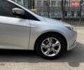 Сірий Форд Фокус, об'ємом двигуна 2 л та пробігом 215 тис. км за 6790 $, фото 4 на Automoto.ua