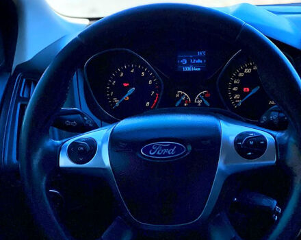 Серый Форд Фокус, объемом двигателя 1 л и пробегом 143 тыс. км за 5800 $, фото 6 на Automoto.ua