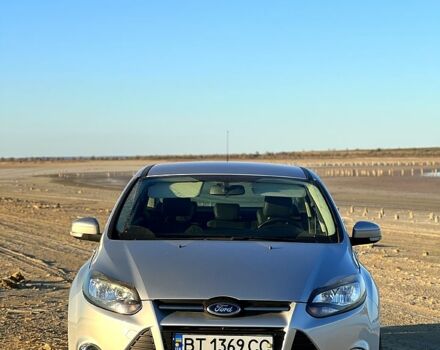 Форд Фокус 2013 в Одессе на Automoto.ua Серый Форд Фокус, объемом двигателя 1 л и пробегом 104 тыс. км за 6800 $, фото 1 на Automoto.ua