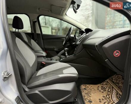 Серый Форд Фокус, объемом двигателя 1 л и пробегом 243 тыс. км за 5300 $, фото 10 на Automoto.ua