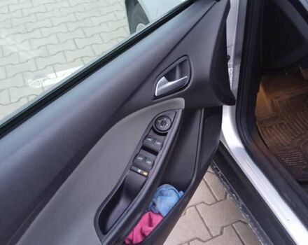 Сірий Форд Фокус, об'ємом двигуна 2 л та пробігом 172 тис. км за 5300 $, фото 18 на Automoto.ua