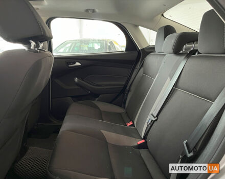 Серый Форд Фокус, объемом двигателя 2 л и пробегом 154 тыс. км за 7500 $, фото 9 на Automoto.ua