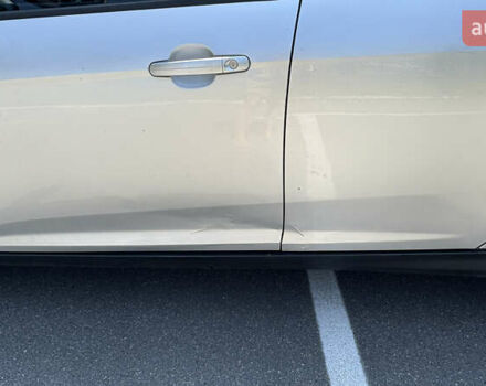 Сірий Форд Фокус, об'ємом двигуна 2 л та пробігом 265 тис. км за 6500 $, фото 8 на Automoto.ua