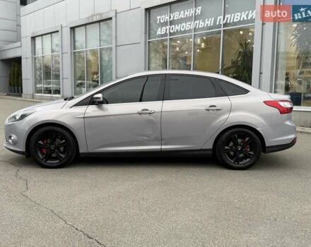 Серый Форд Фокус, объемом двигателя 1 л и пробегом 243 тыс. км за 5300 $, фото 3 на Automoto.ua