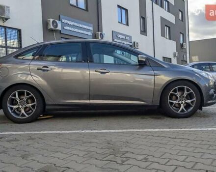 Сірий Форд Фокус, об'ємом двигуна 2 л та пробігом 120 тис. км за 8500 $, фото 4 на Automoto.ua