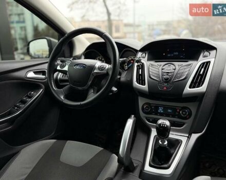 Серый Форд Фокус, объемом двигателя 1 л и пробегом 243 тыс. км за 5300 $, фото 9 на Automoto.ua