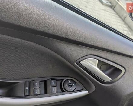 Сірий Форд Фокус, об'ємом двигуна 2 л та пробігом 120 тис. км за 8500 $, фото 14 на Automoto.ua